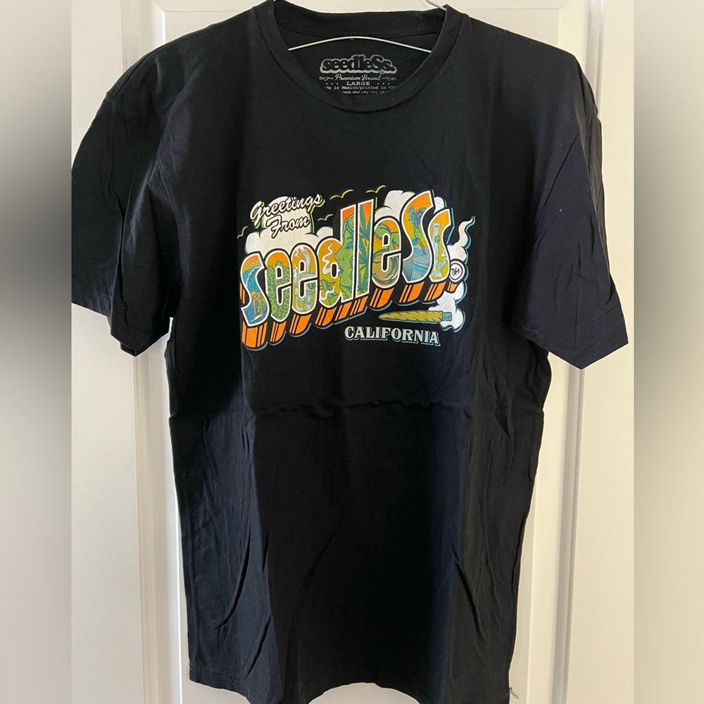 Seedless Men’s T-shirt Large